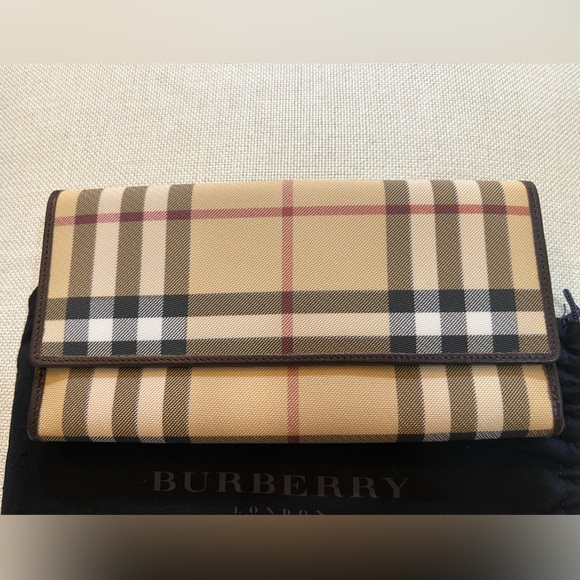 BURBERRY COATED VINTAGE CANVAS WALLET - Picture 9 of 11